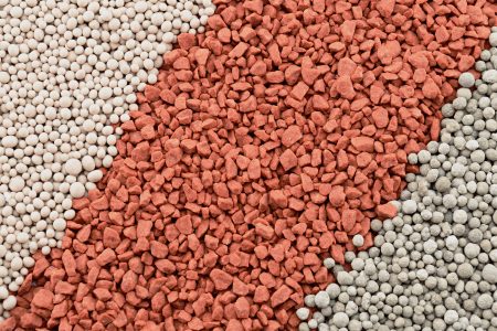 Granule uniformity is crucial: The more uniform the granules, the more likely they are to contain equal amounts of nutrients.