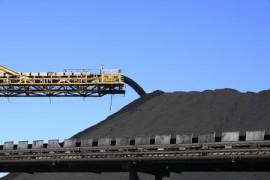 yellow-conveyor-belt-coal