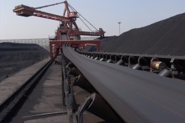 coal-conveyor